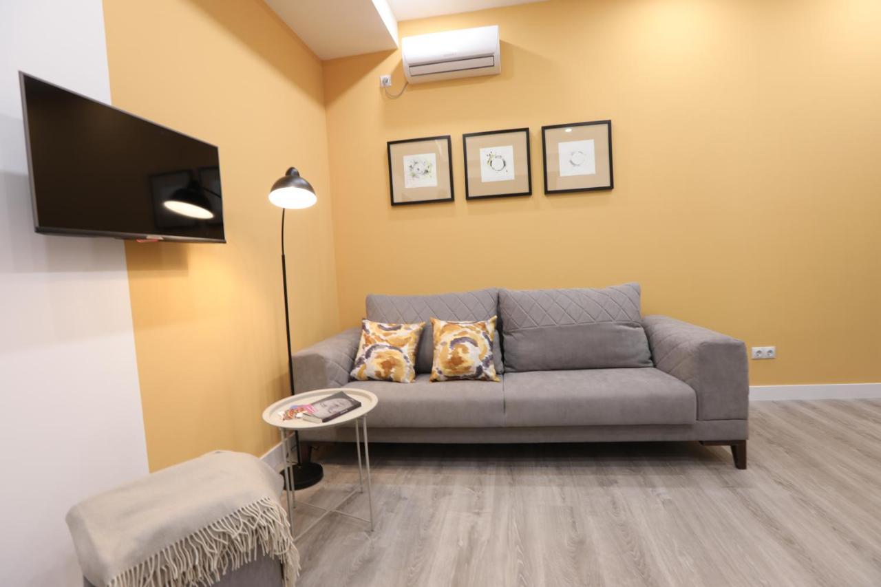Hotelise I Blue-Poppy Apartment يريفان المظهر الخارجي الصورة