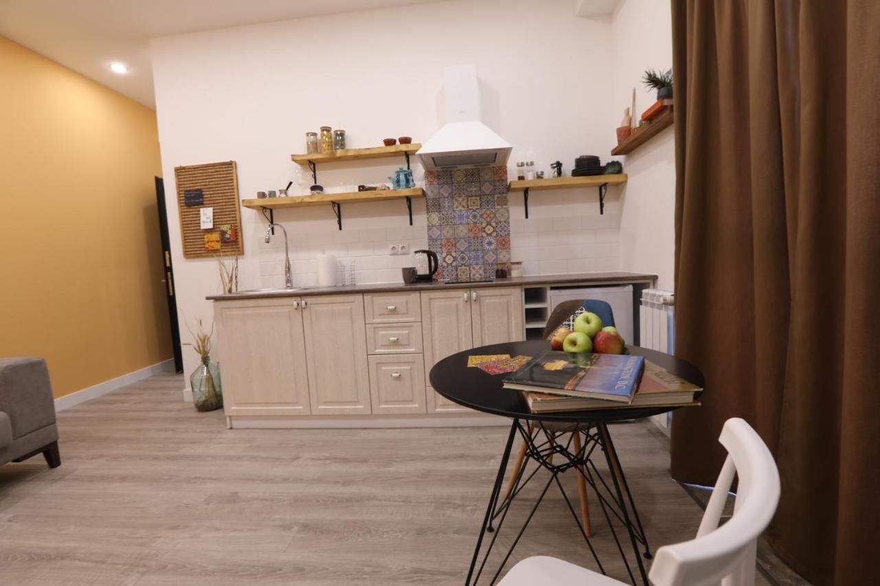 Hotelise I Blue-Poppy Apartment يريفان المظهر الخارجي الصورة