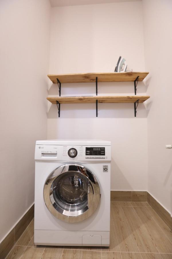 Hotelise I Blue-Poppy Apartment يريفان المظهر الخارجي الصورة