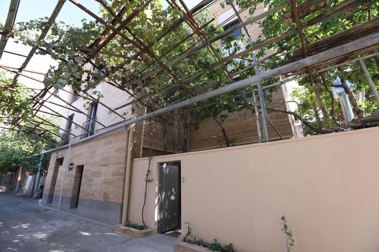 Hotelise I Blue-Poppy Apartment يريفان المظهر الخارجي الصورة
